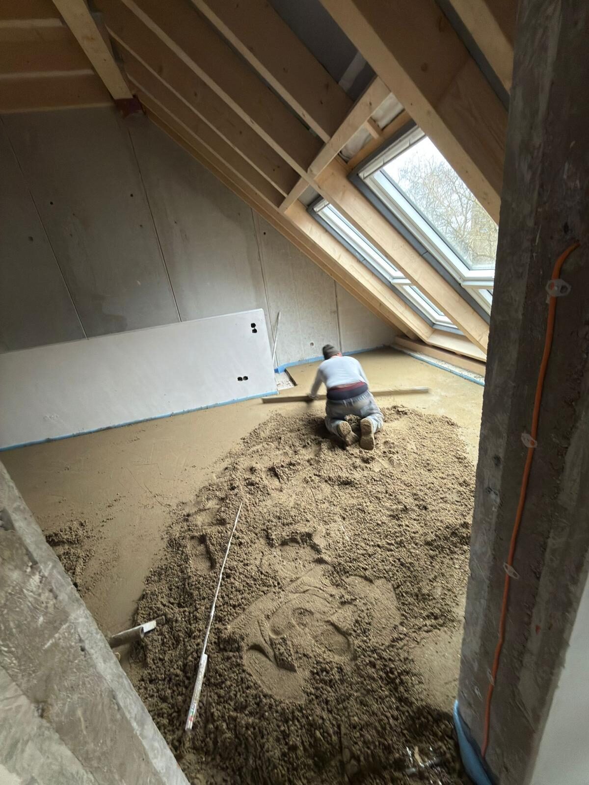 Dachgeschoss mit Holzdachstuhl
